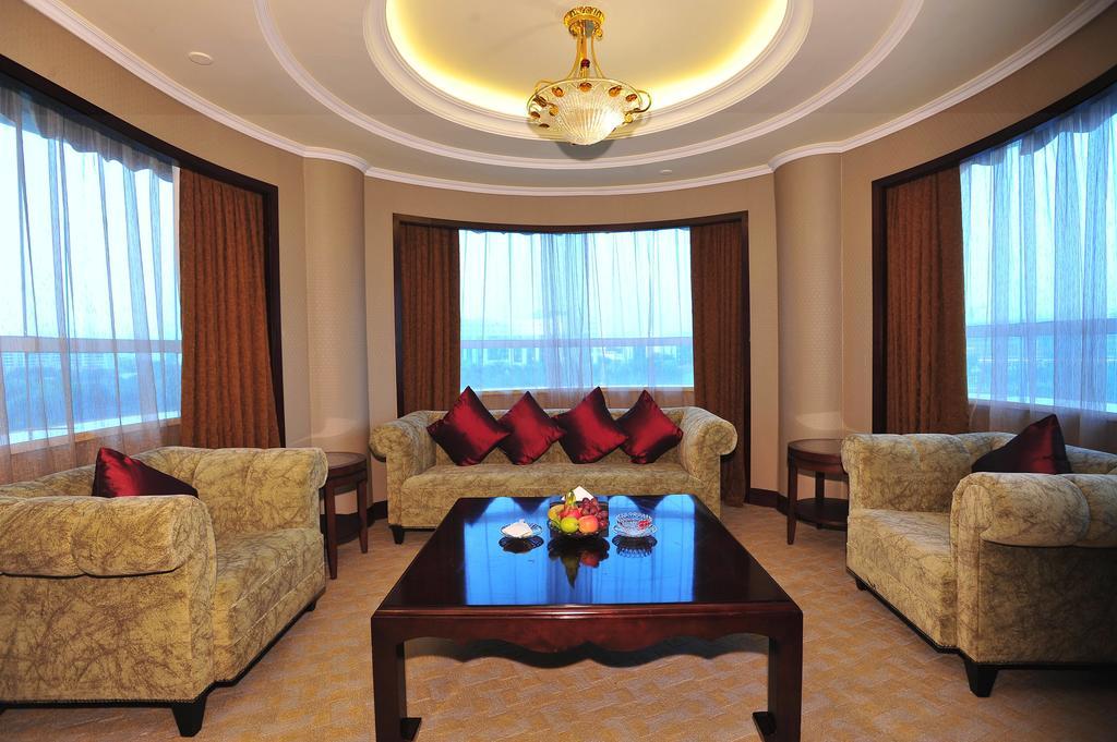 The Royal Marina Plaza Hotel Guangzhou Dış mekan fotoğraf