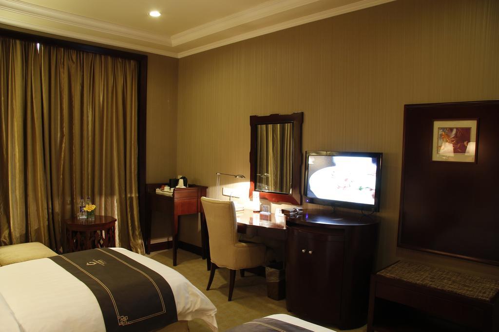 The Royal Marina Plaza Hotel Guangzhou Dış mekan fotoğraf