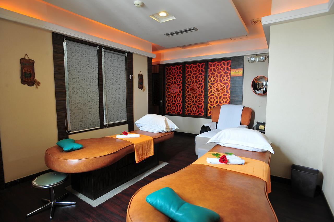 The Royal Marina Plaza Hotel Guangzhou Dış mekan fotoğraf