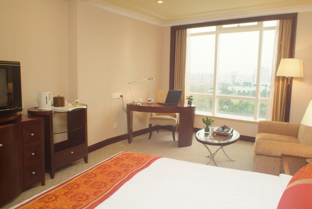 The Royal Marina Plaza Hotel Guangzhou Dış mekan fotoğraf