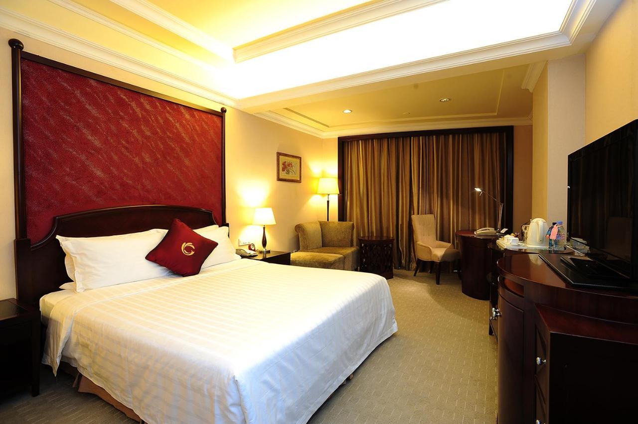 The Royal Marina Plaza Hotel Guangzhou Dış mekan fotoğraf