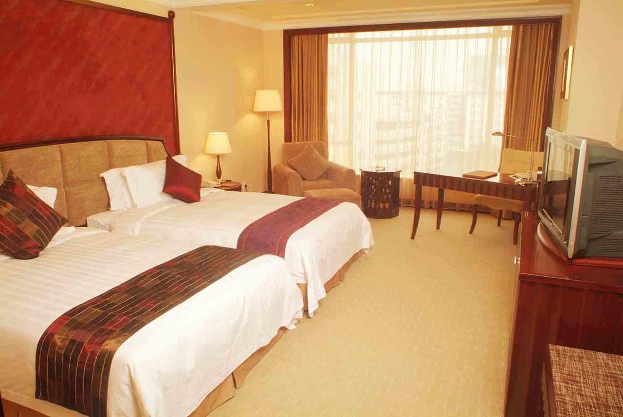 The Royal Marina Plaza Hotel Guangzhou Dış mekan fotoğraf